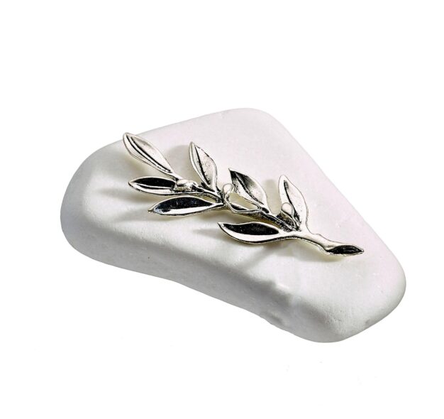 Ασημένιο κλαδί ελιάς