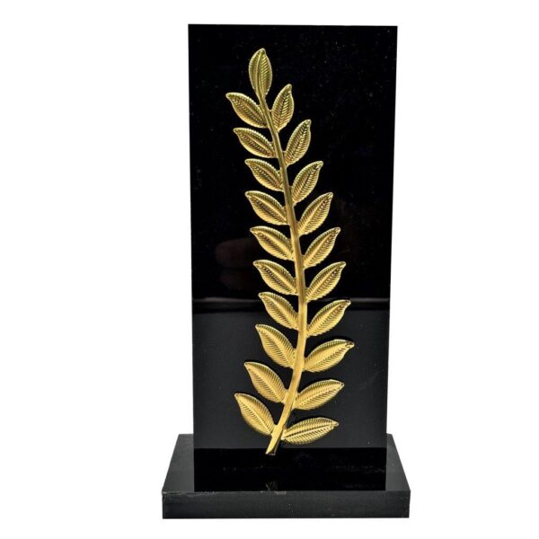 Φύλλο Ελιάς σε μαύρο plexiglass