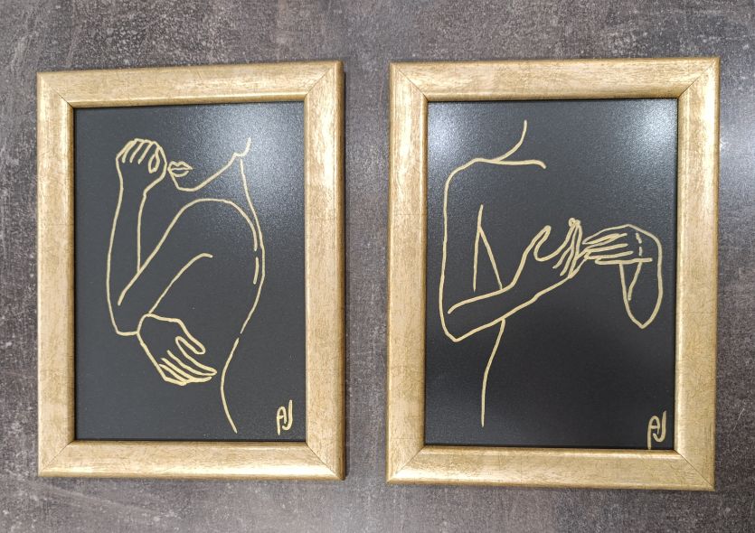 Modern Line Girl (Gold)